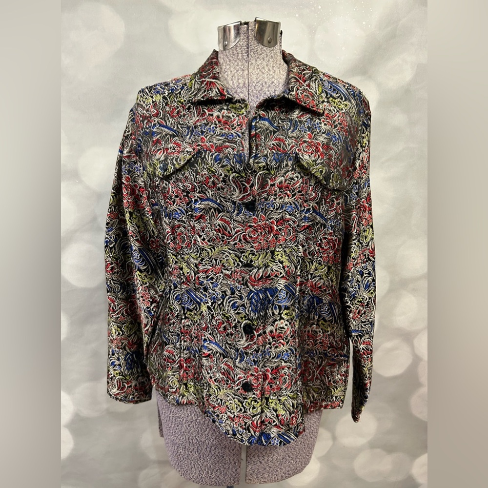 Euc Chico’s Button Down Silk/Rayon Lightweight Ja… - image 1